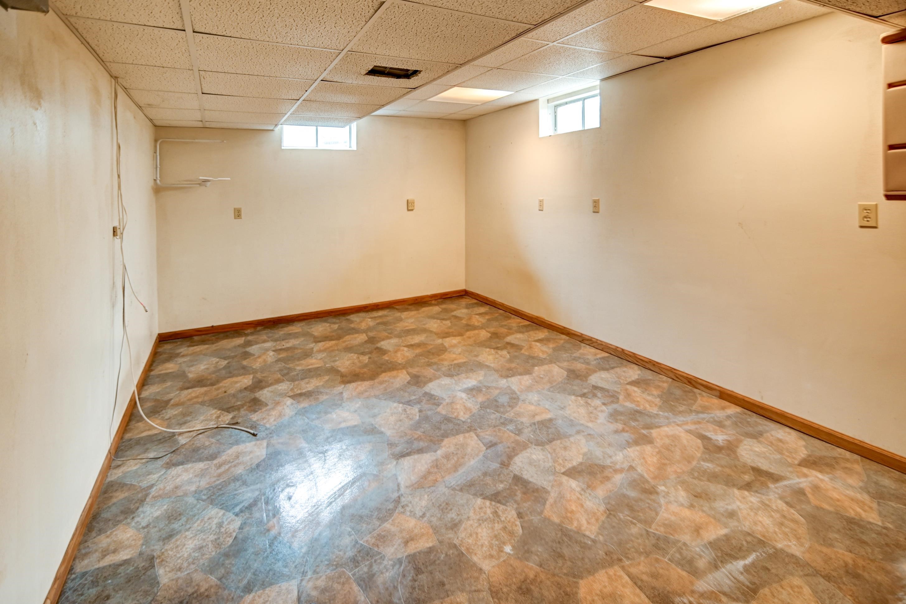 1 E Newhaven Circle