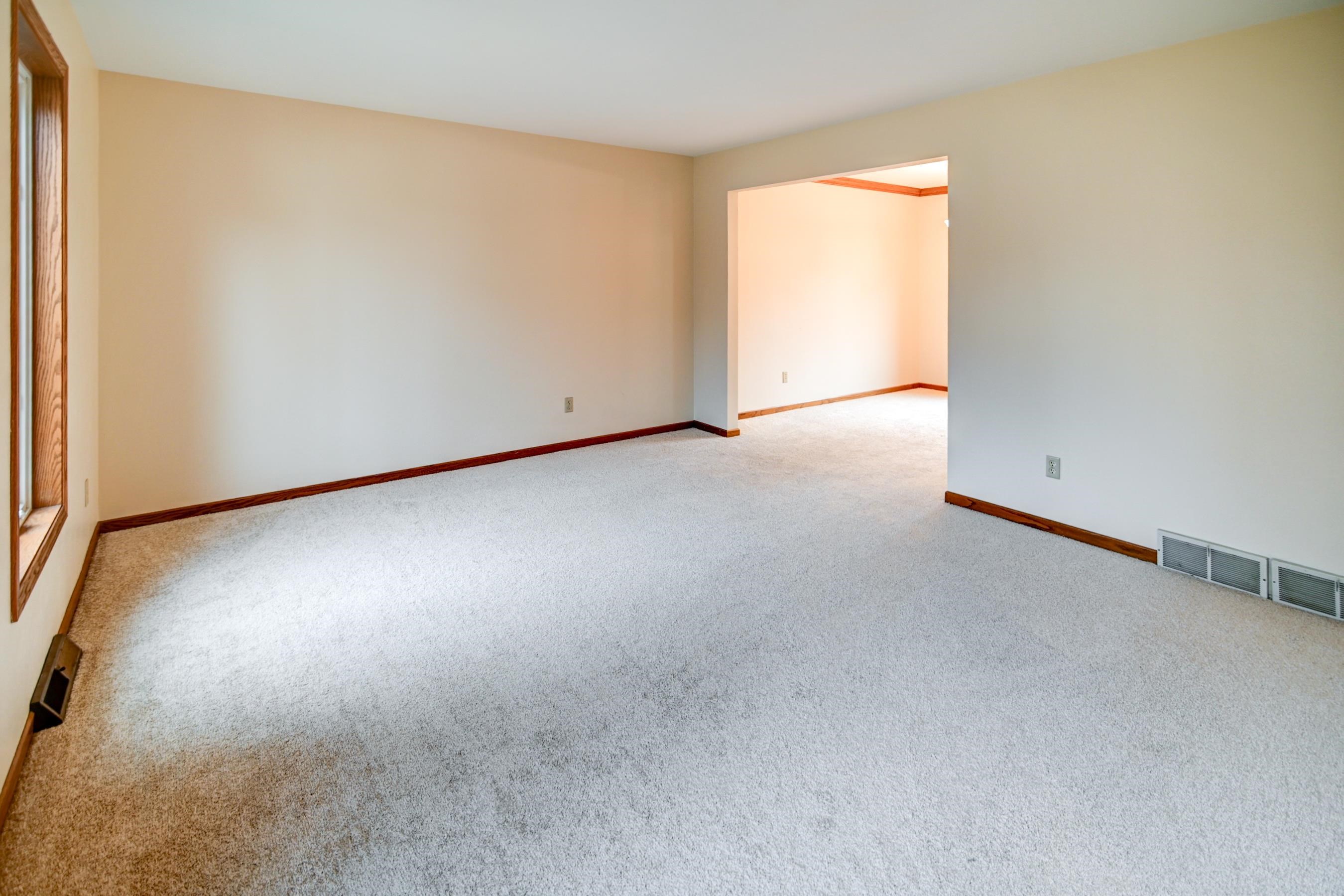 1 E Newhaven Circle
