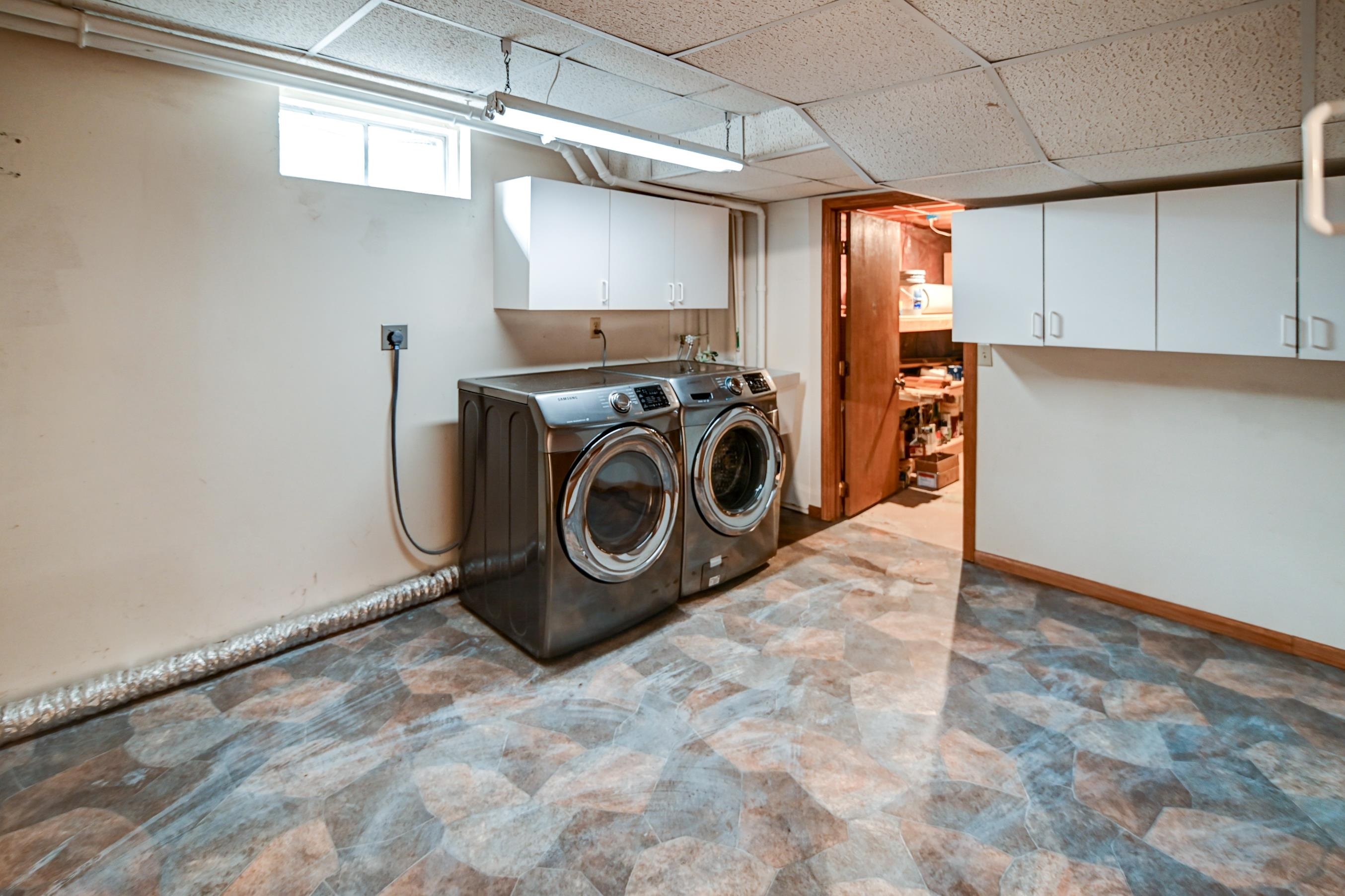 1 E Newhaven Circle