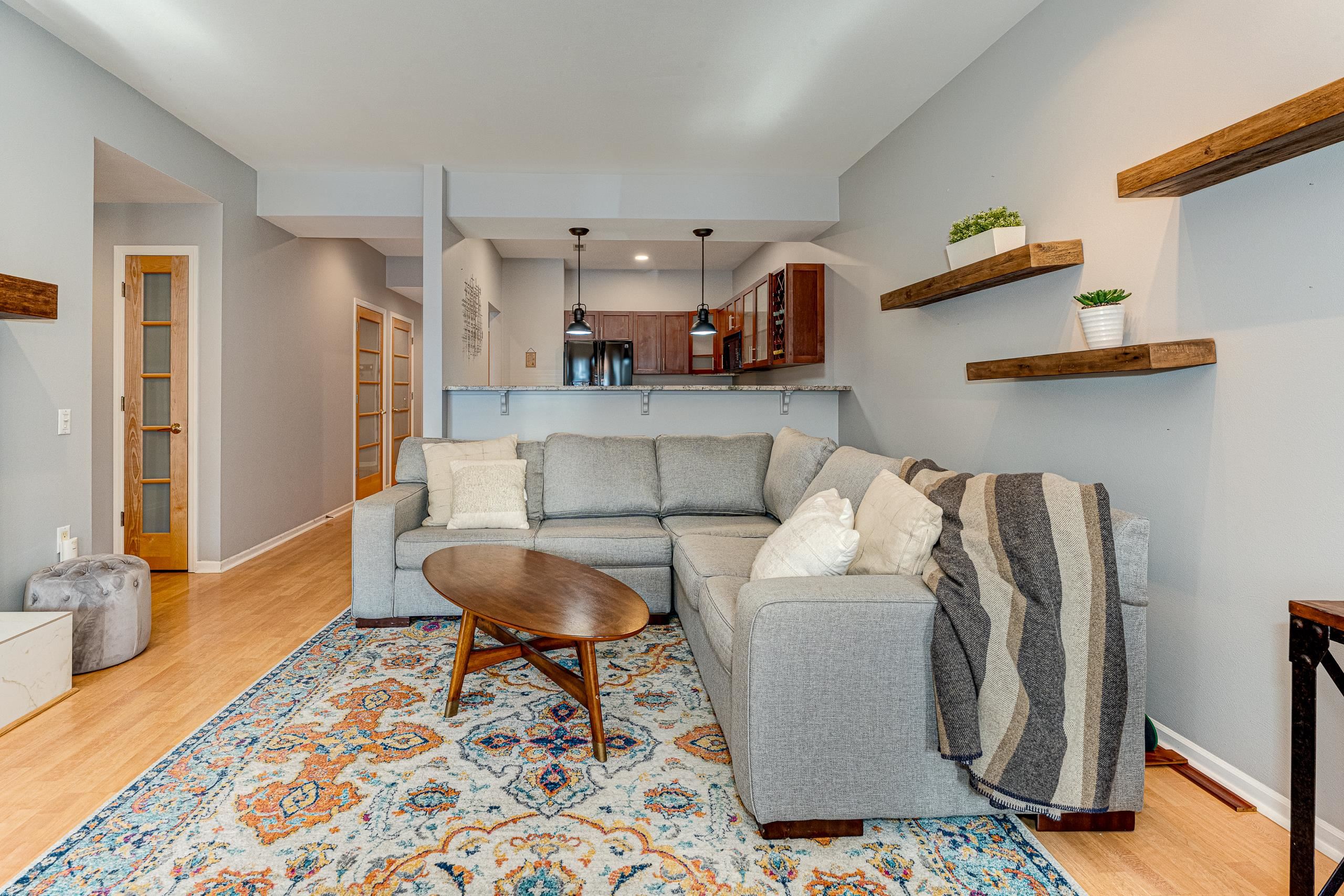 1140 E Dayton Street 104