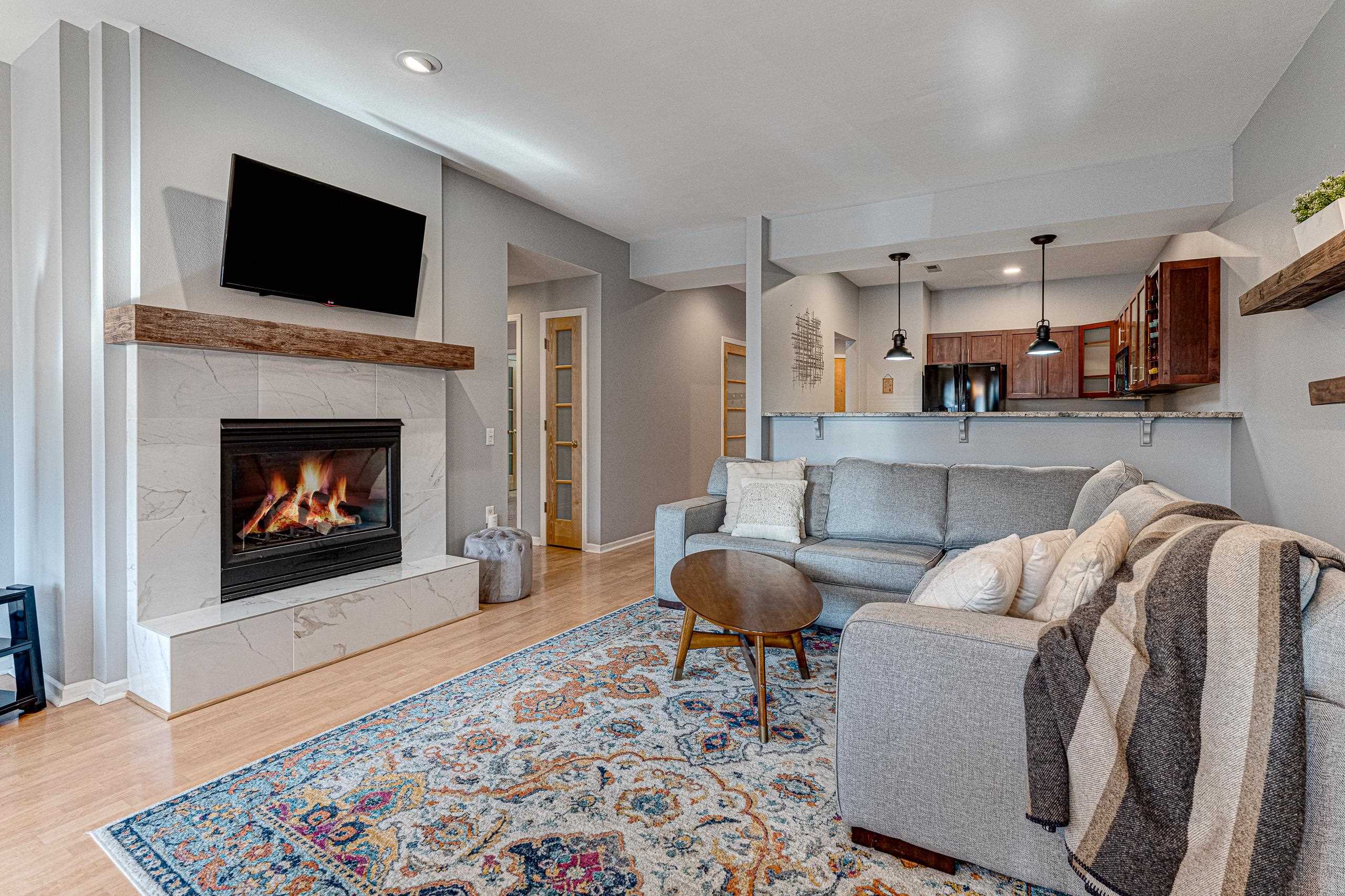 1140 E Dayton Street 104