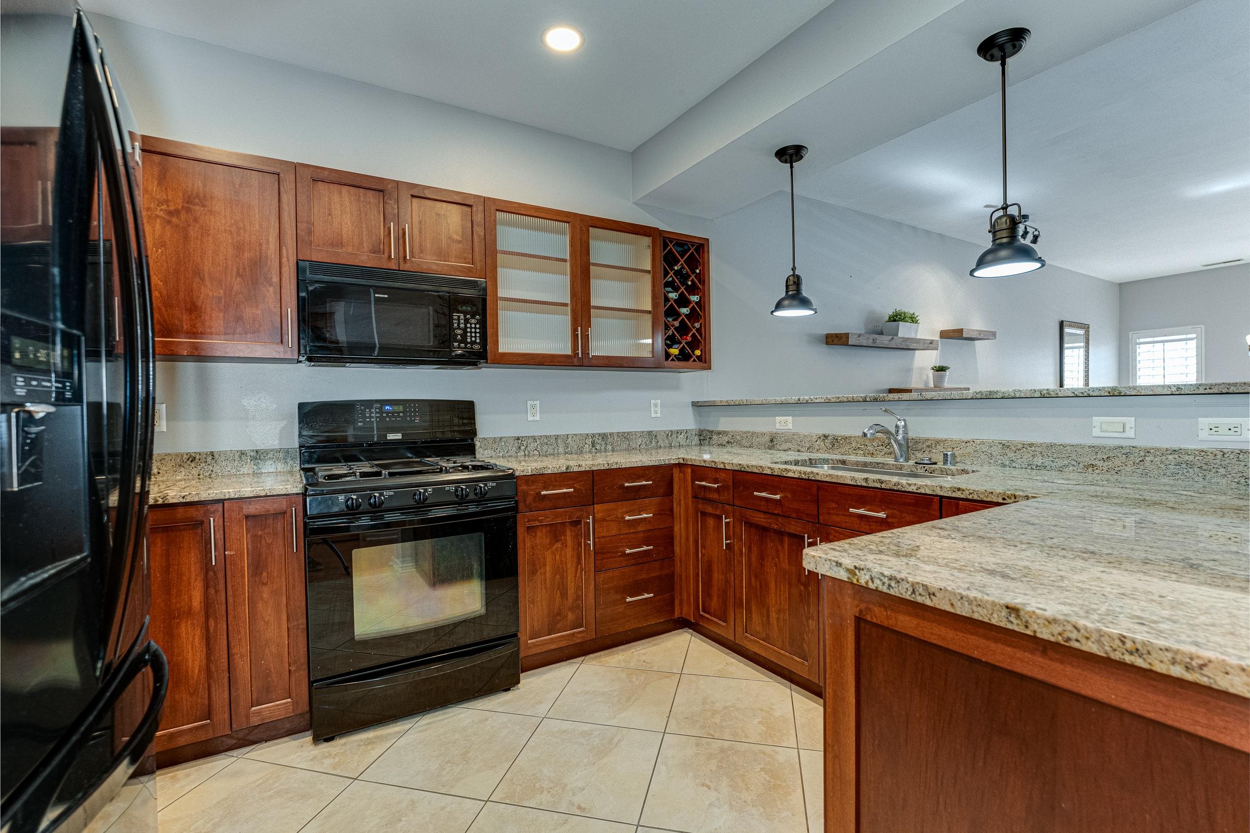 1140 E Dayton Street 104