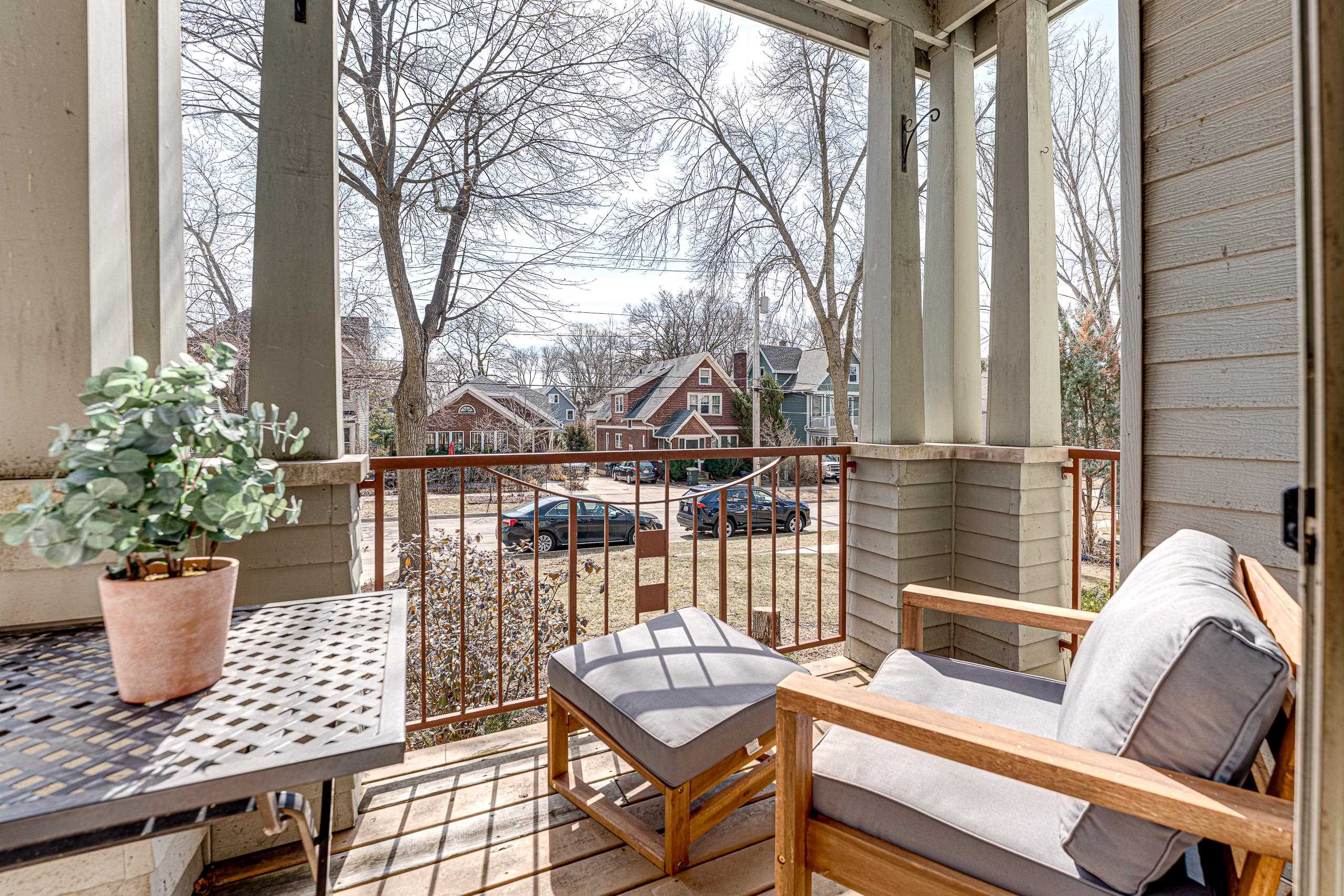 1140 E Dayton Street 104