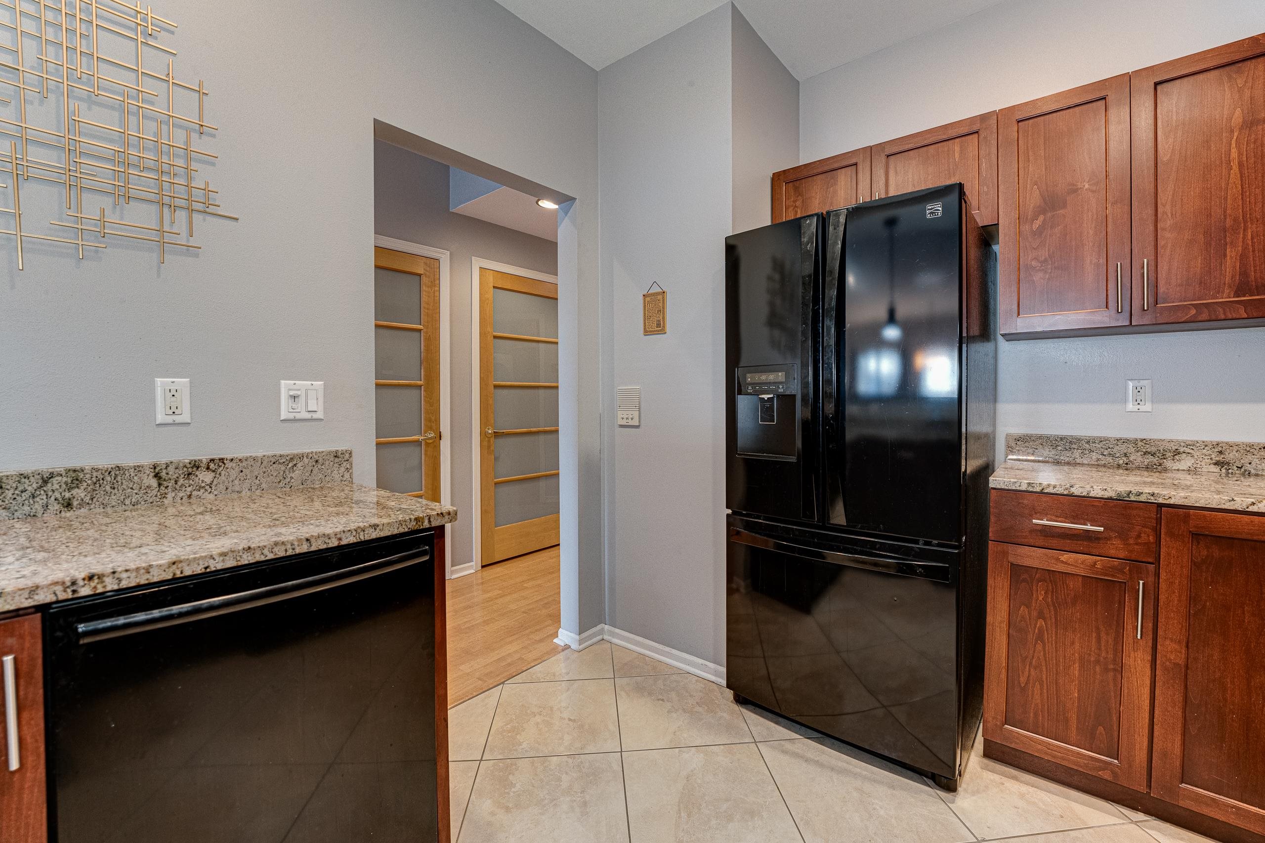 1140 E Dayton Street 104