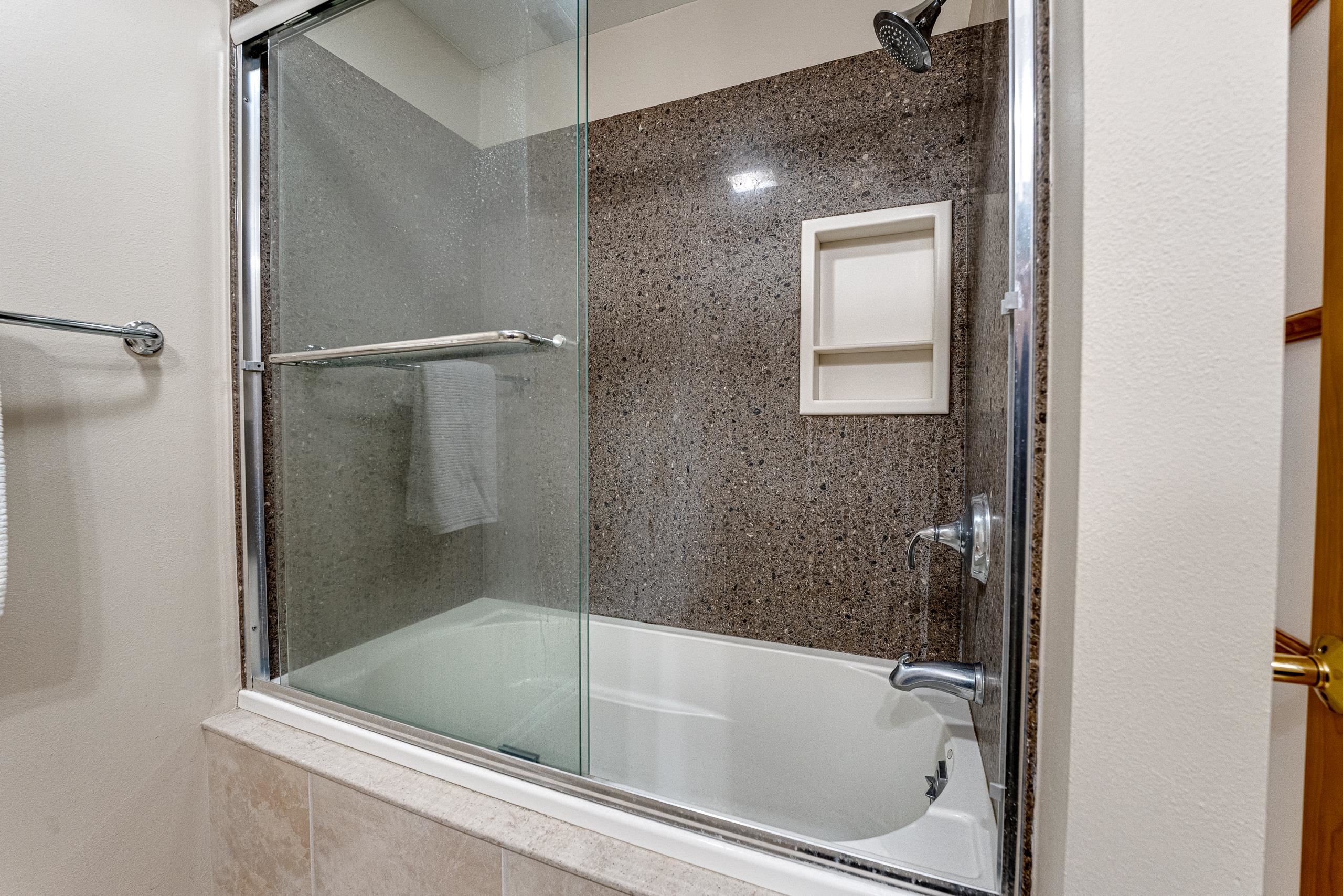 1140 E Dayton Street 104