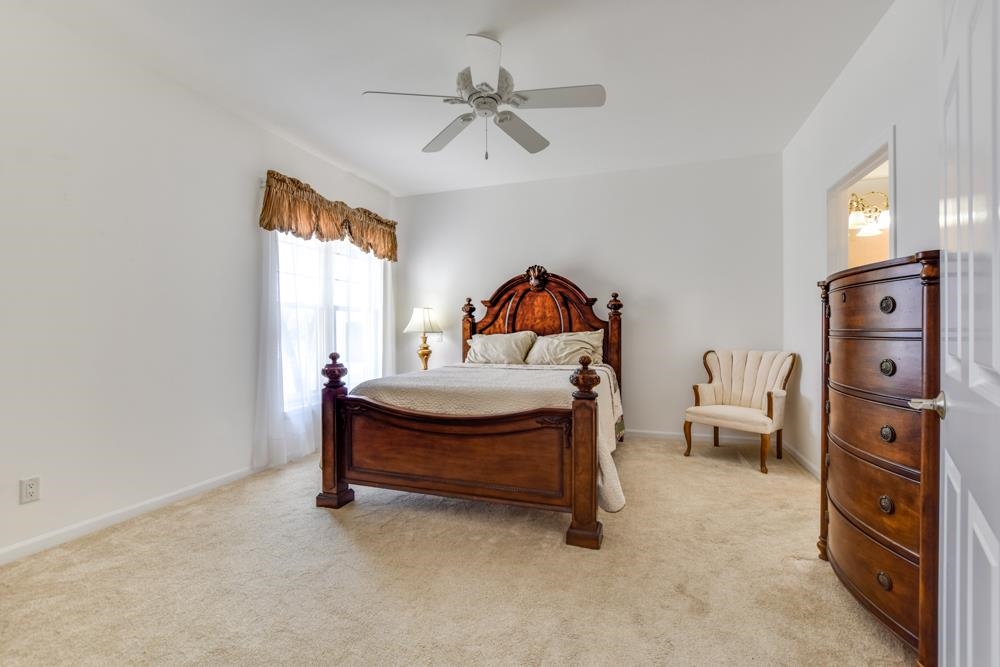 1623 Pond View Court
