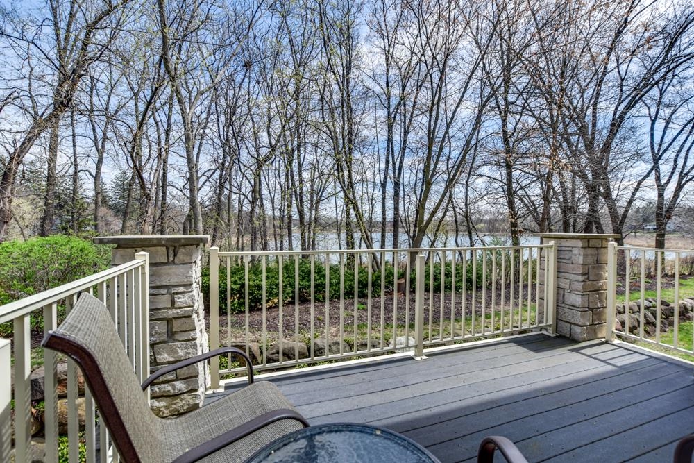 1623 Pond View Court