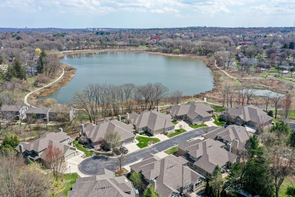 1623 Pond View Court