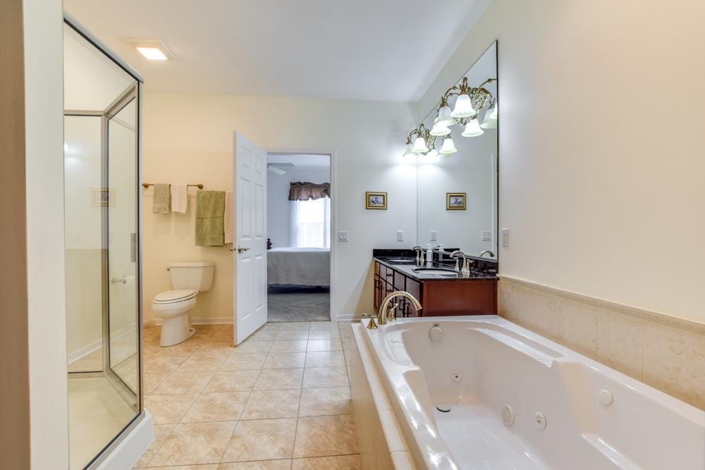 1623 Pond View Court