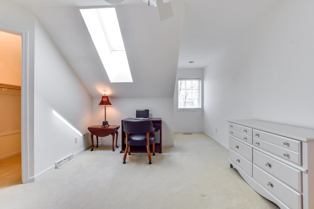 1623 Pond View Court