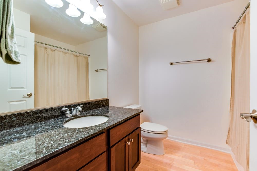 1623 Pond View Court