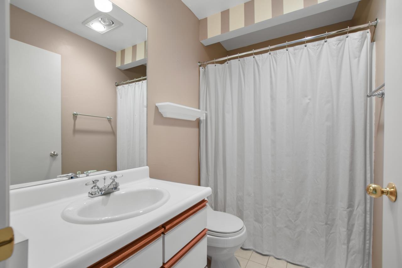 3418 Valley Creek Circle