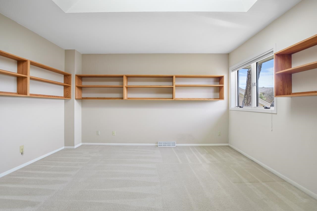 3418 Valley Creek Circle