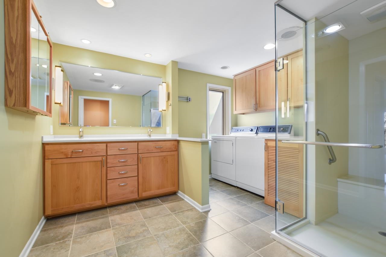 3418 Valley Creek Circle