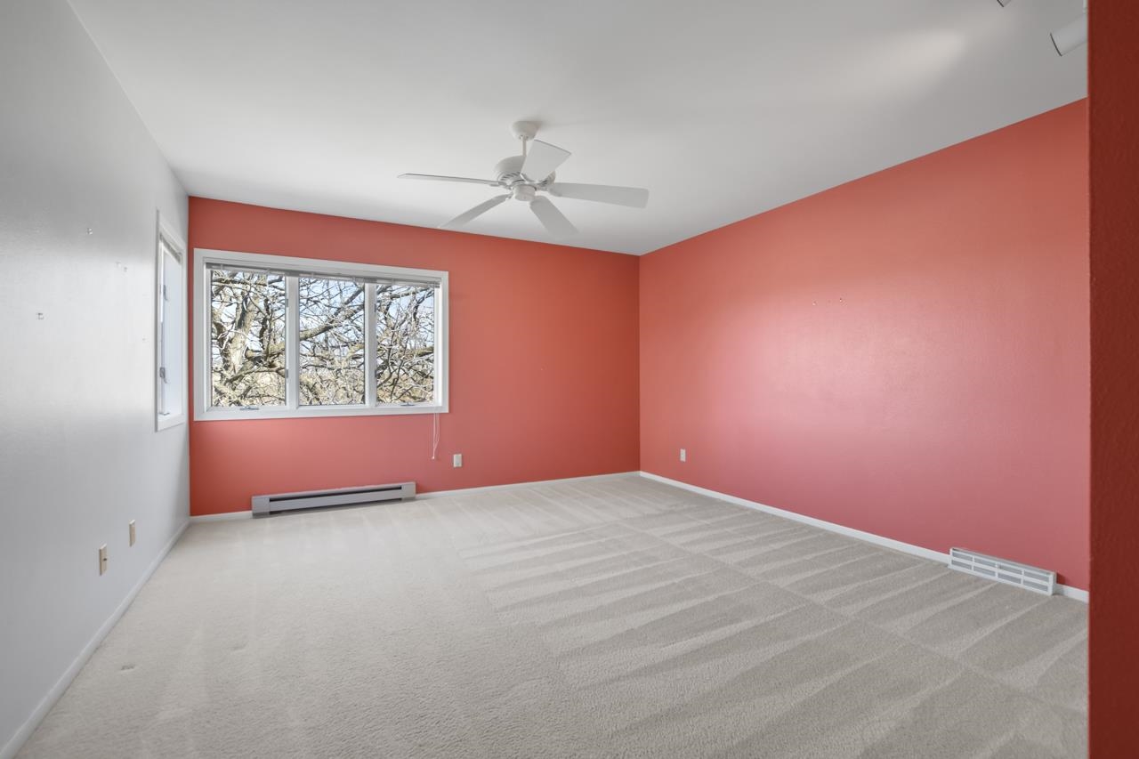 3418 Valley Creek Circle