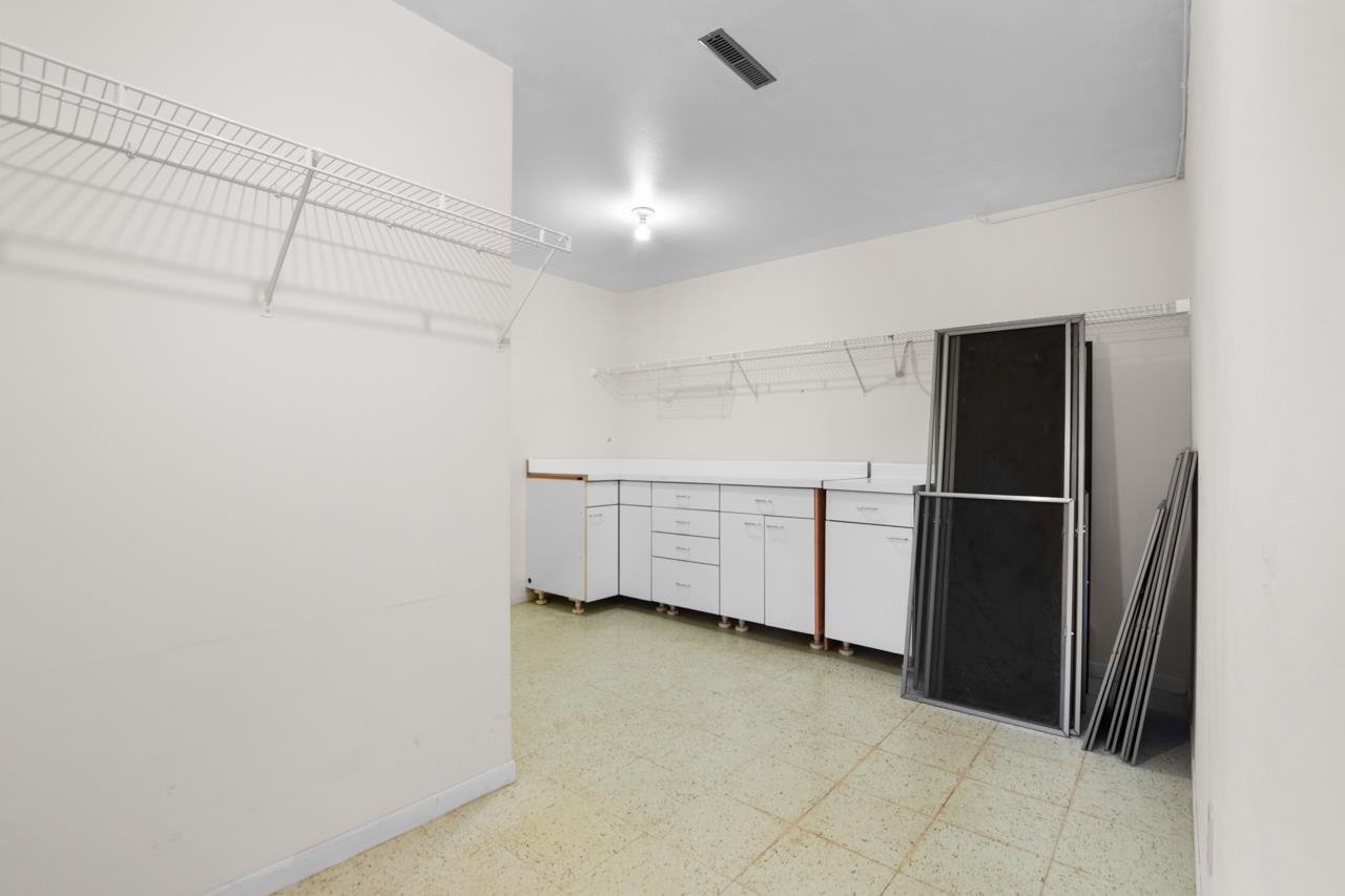 3418 Valley Creek Circle