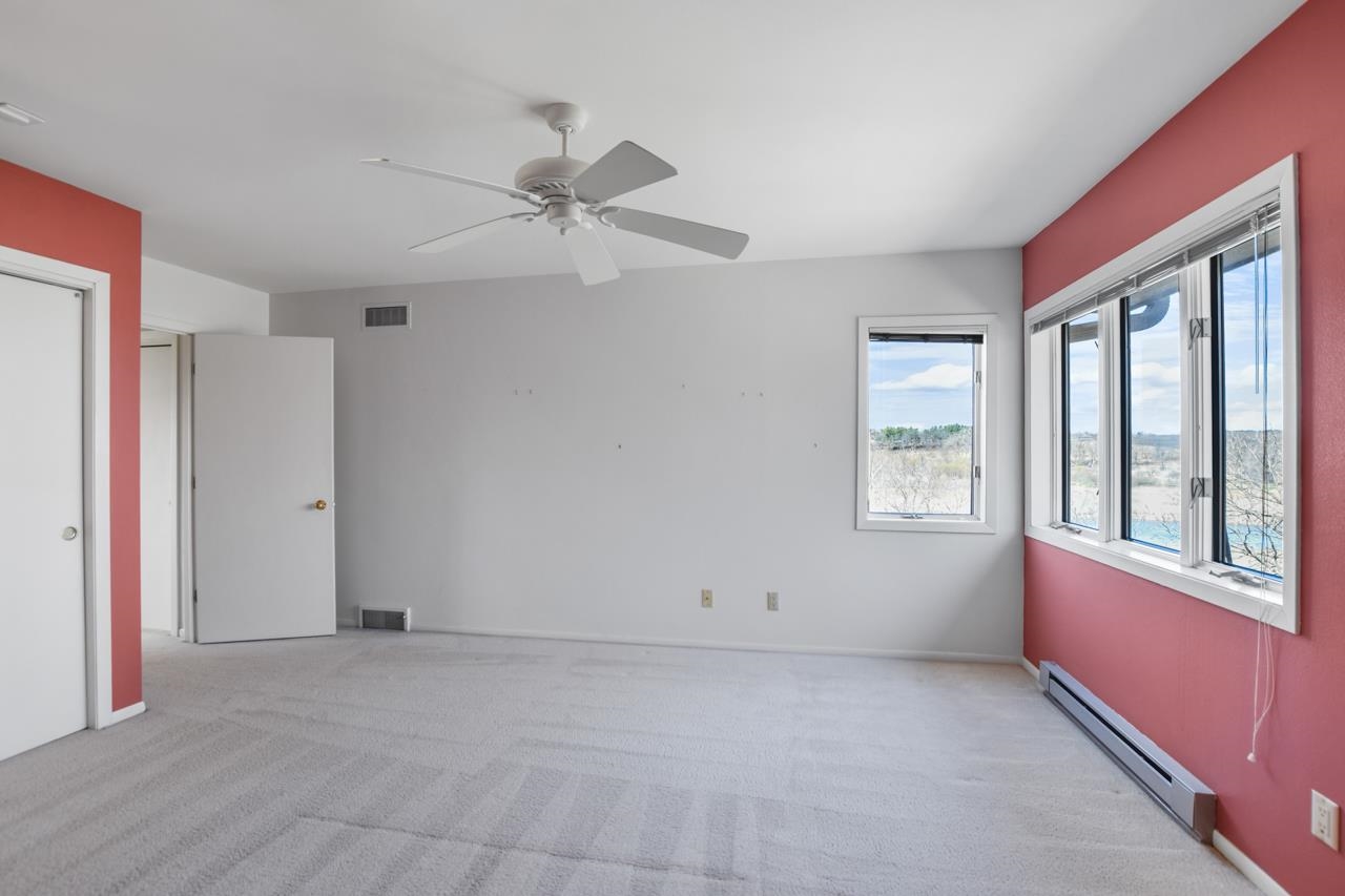 3418 Valley Creek Circle