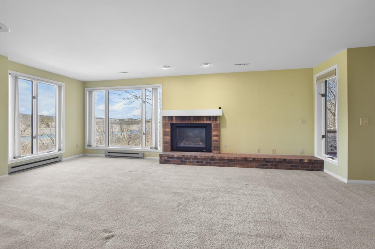 3418 Valley Creek Circle