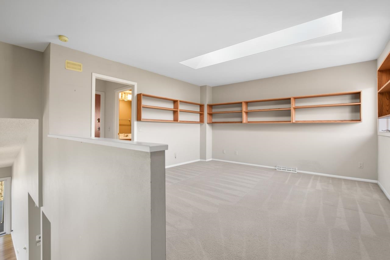 3418 Valley Creek Circle