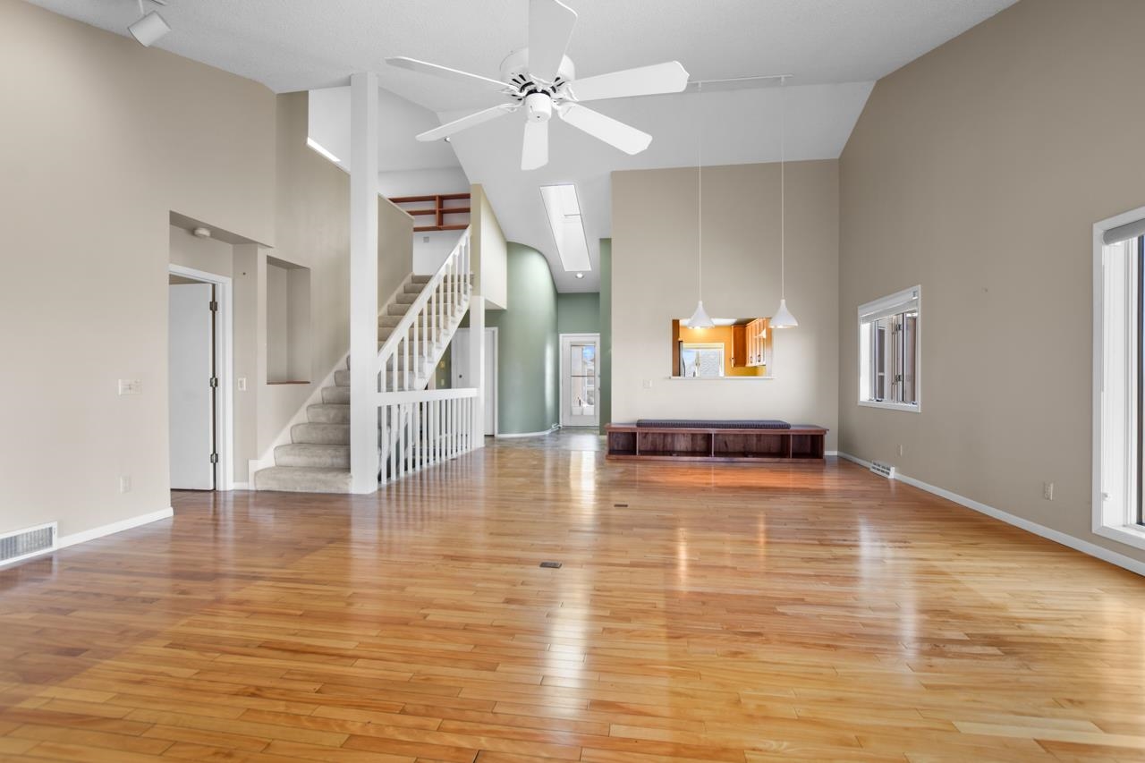 3418 Valley Creek Circle