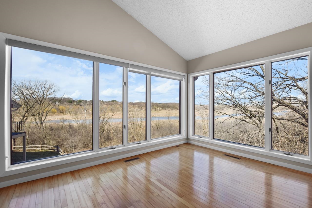 3418 Valley Creek Circle