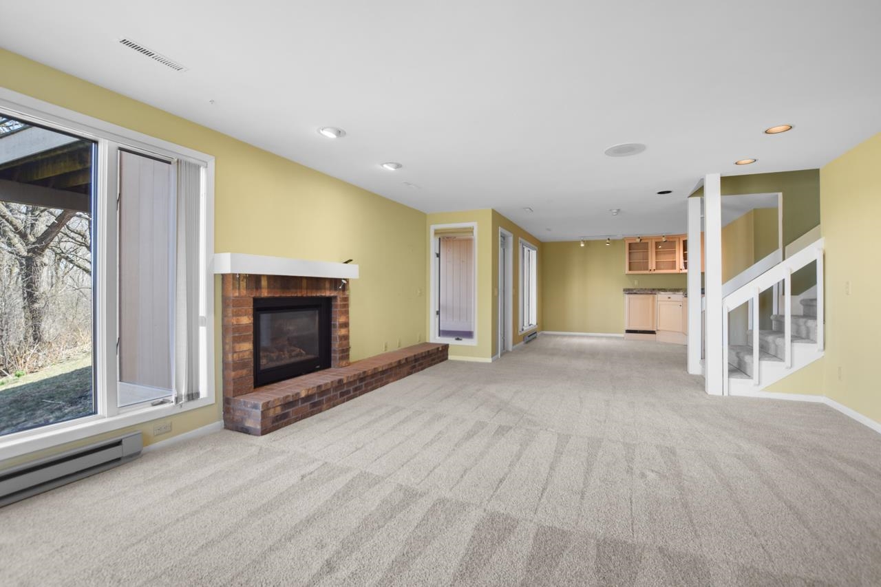 3418 Valley Creek Circle