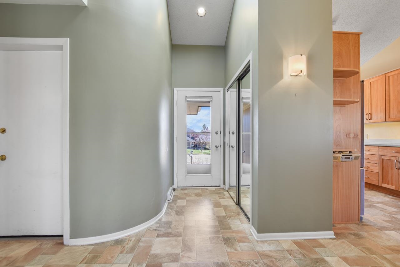 3418 Valley Creek Circle