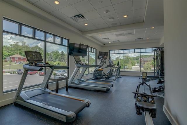 5604 Lake Edge Road 202