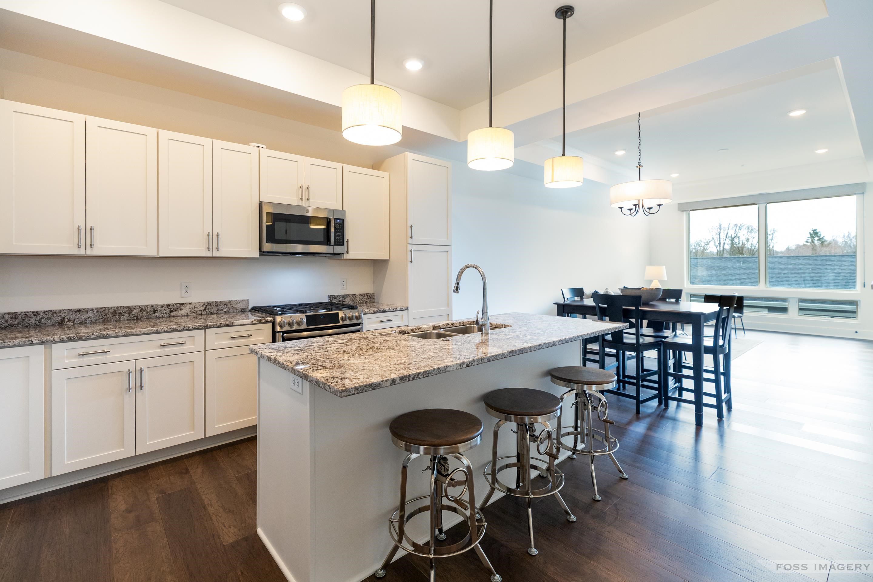 5604 Lake Edge Road 202