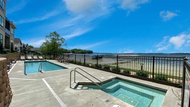 5604 Lake Edge Road 202