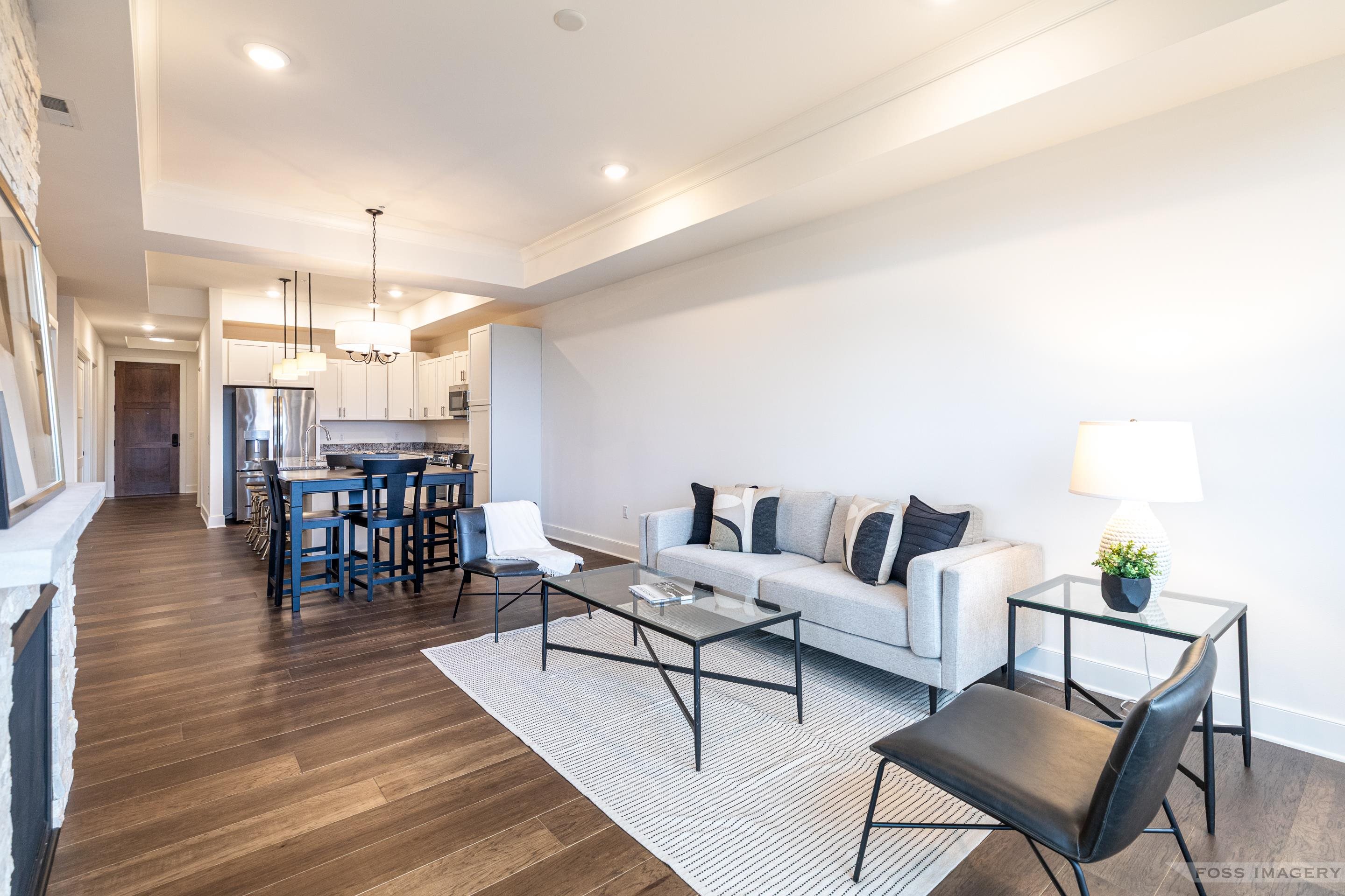 5604 Lake Edge Road 202