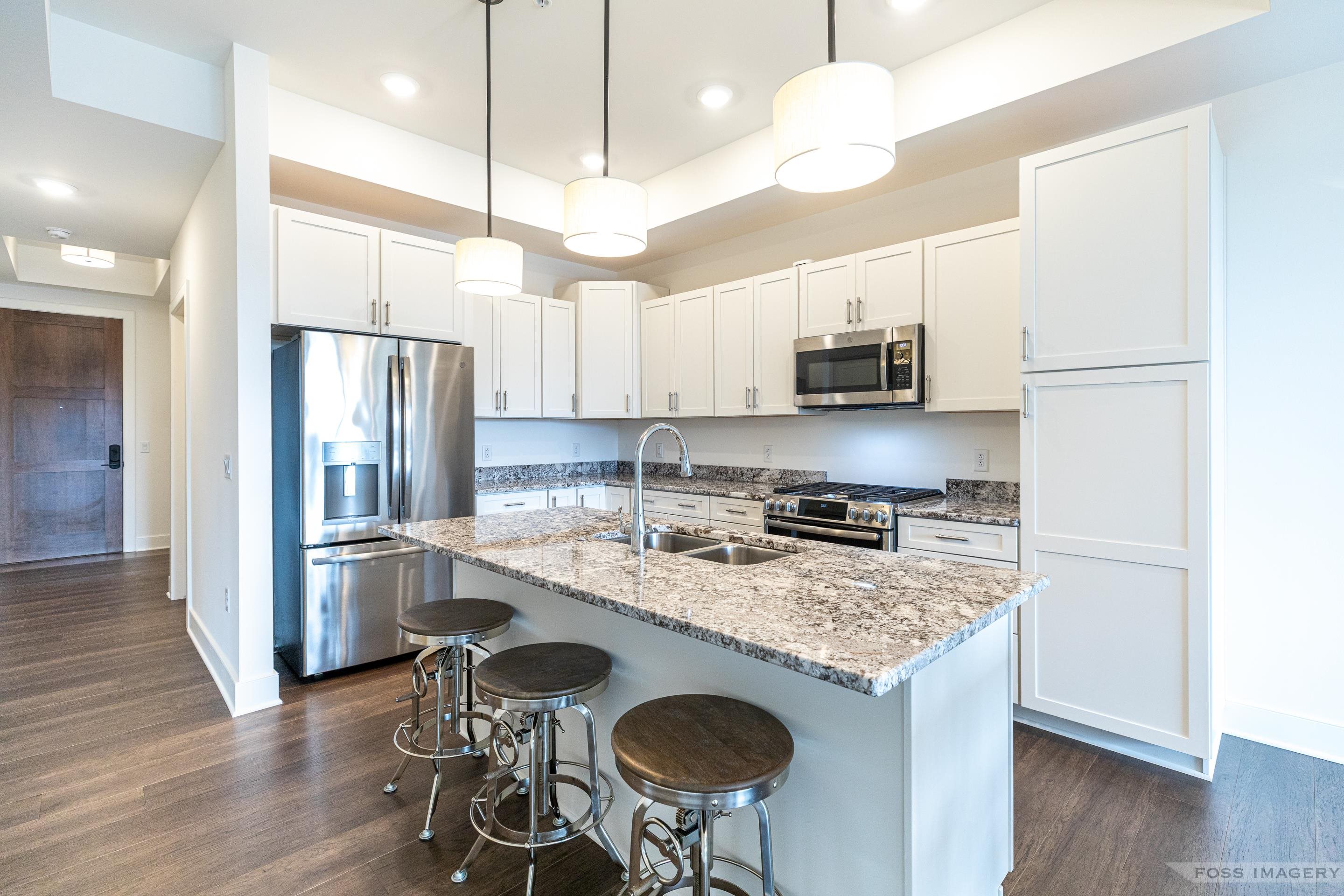 5604 Lake Edge Road 202