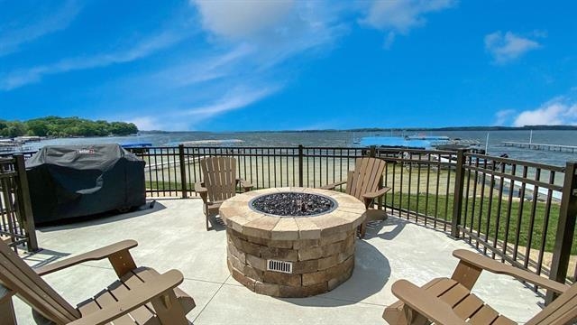 5604 Lake Edge Road 202