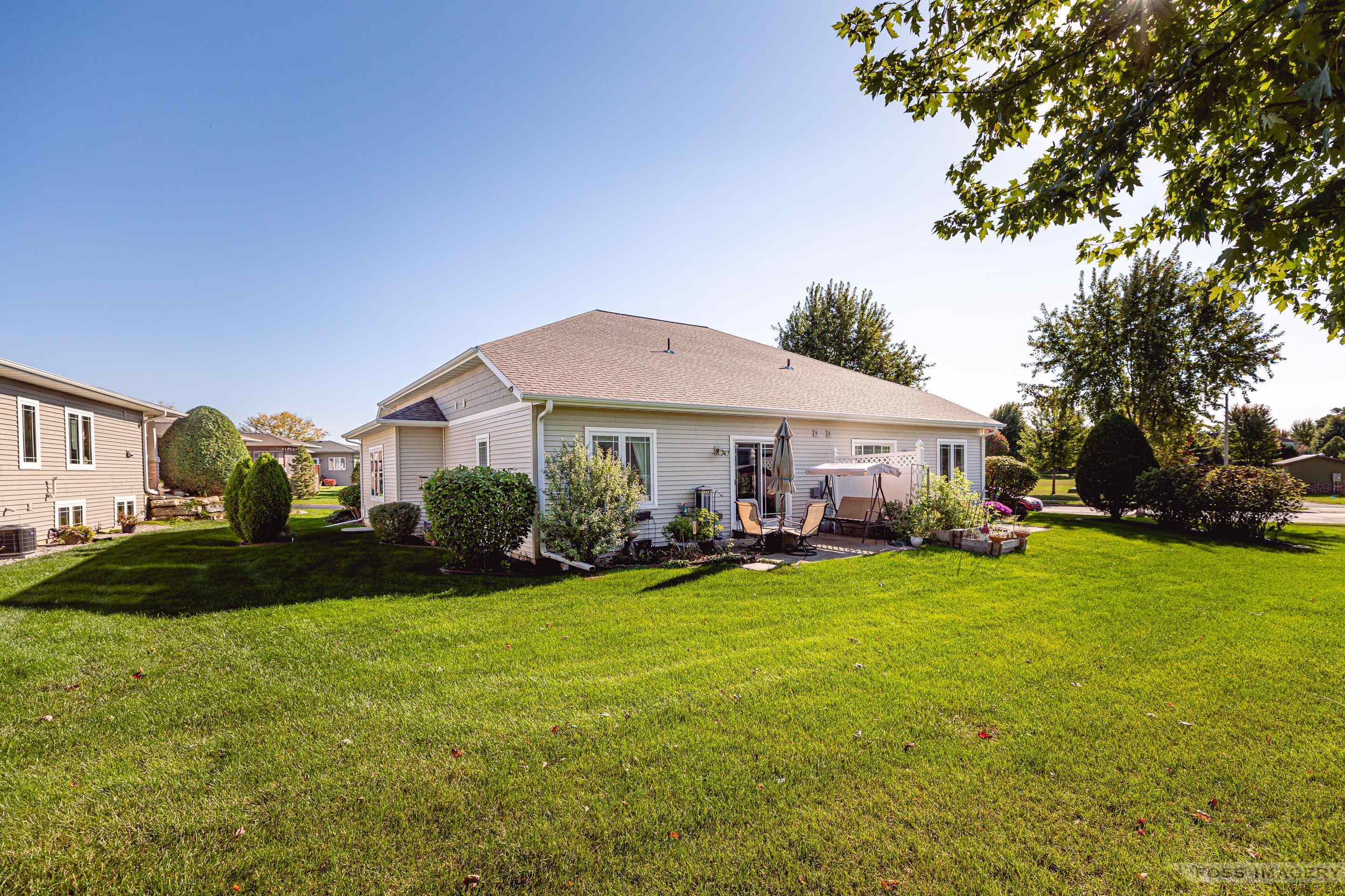 5704 Prairie Stone Drive
