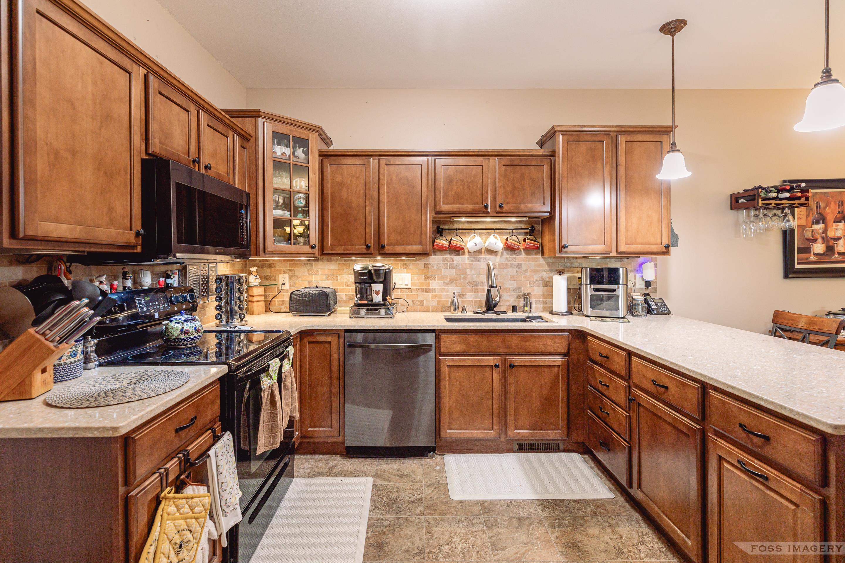 5704 Prairie Stone Drive
