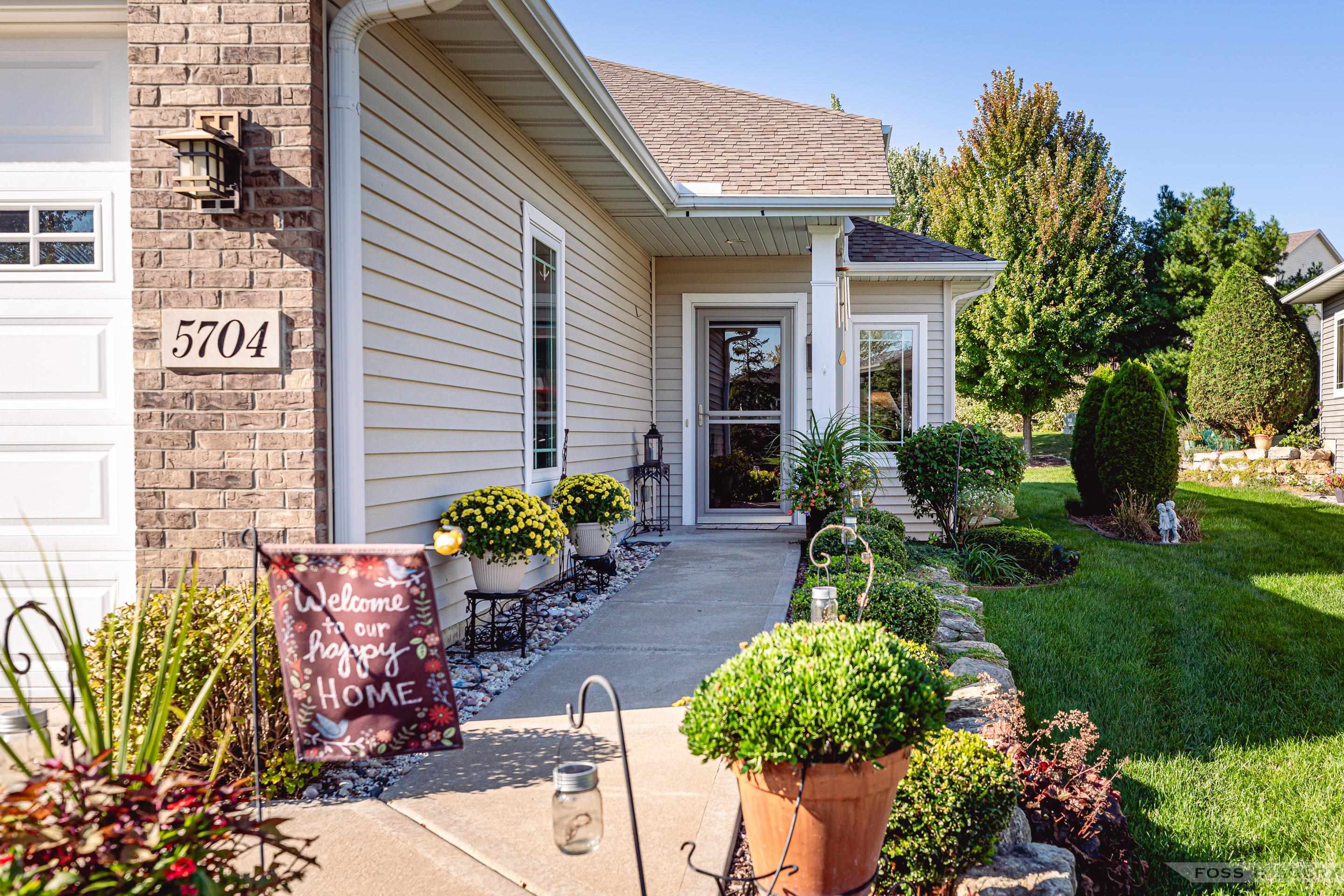 5704 Prairie Stone Drive