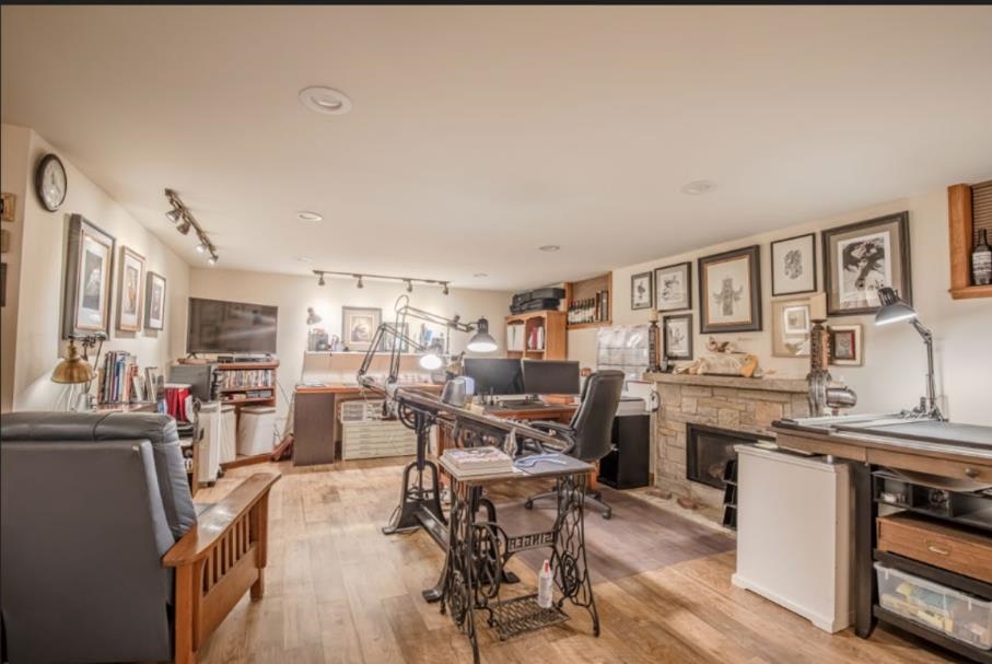 1102 Merrill Springs Road