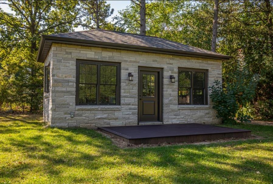 1102 Merrill Springs Road