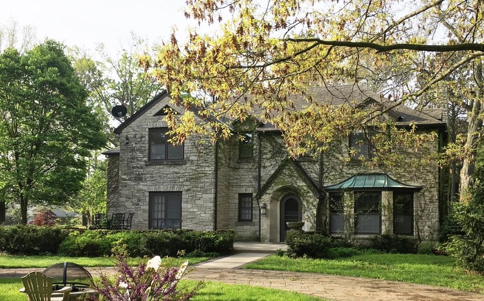 1102 Merrill Springs Road