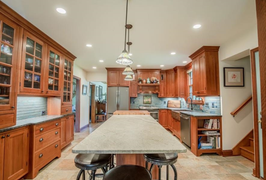 1102 Merrill Springs Road
