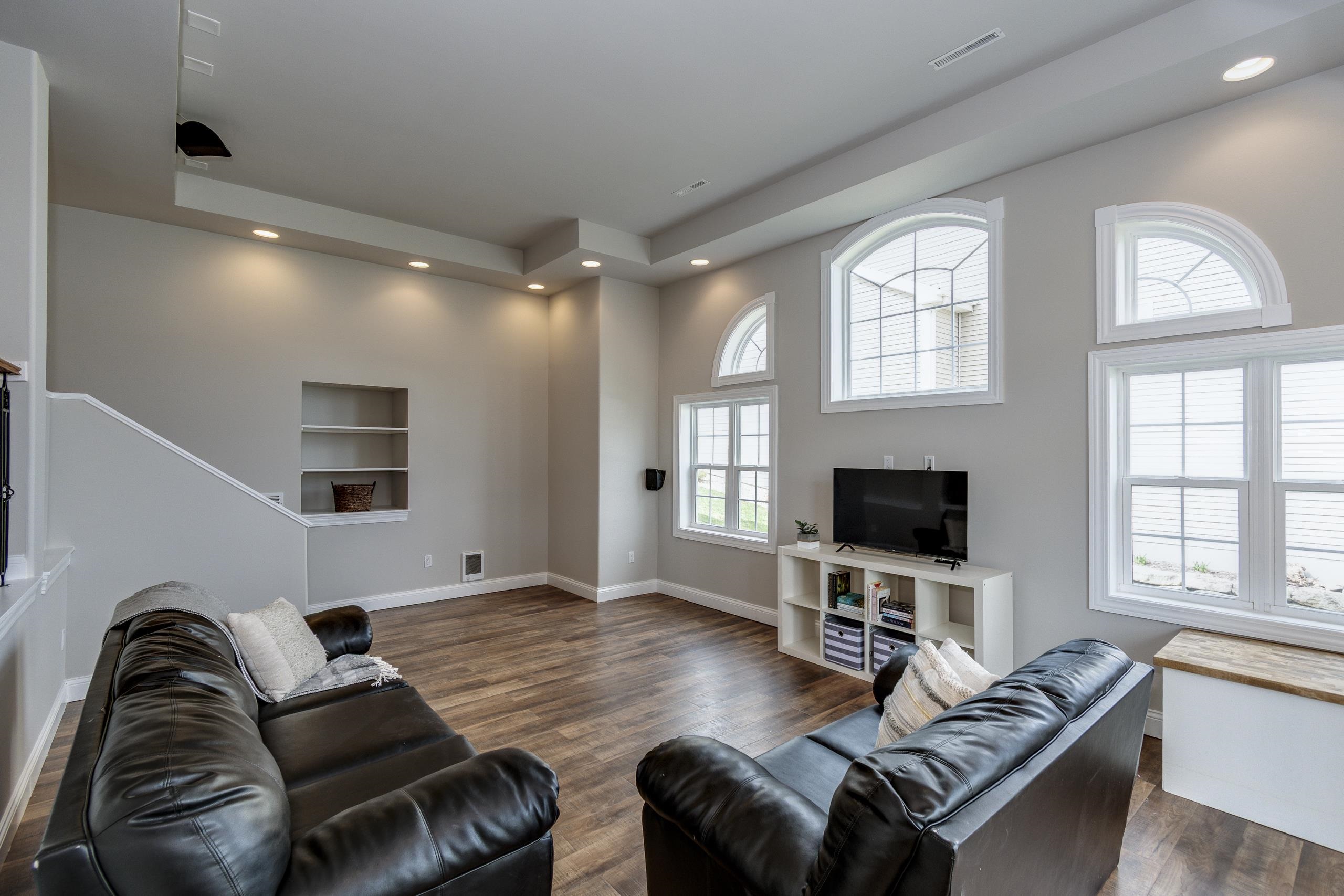 9402 Silverstone Lane