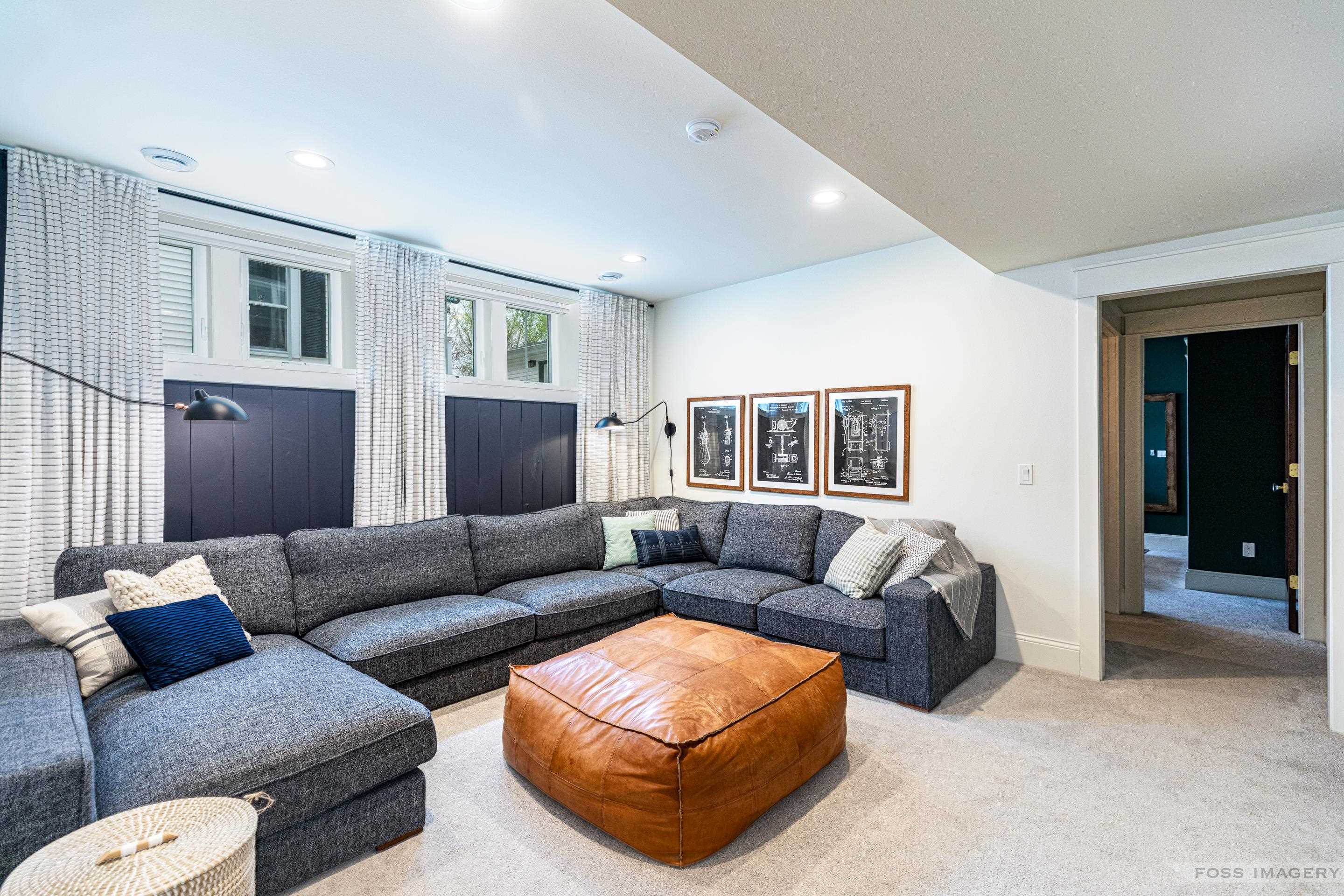 28 N Baldwin Street