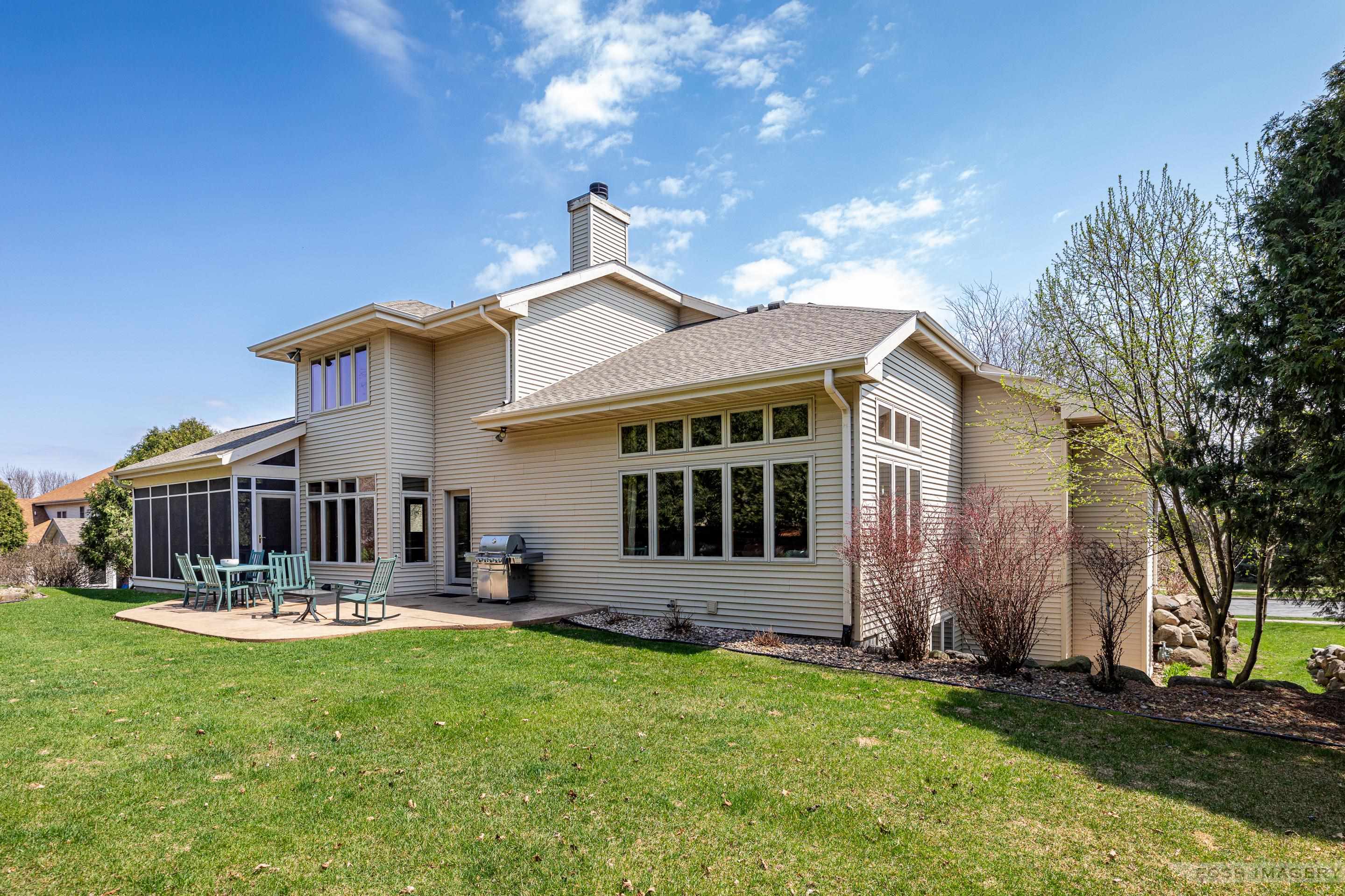 806 Stagecoach Trail