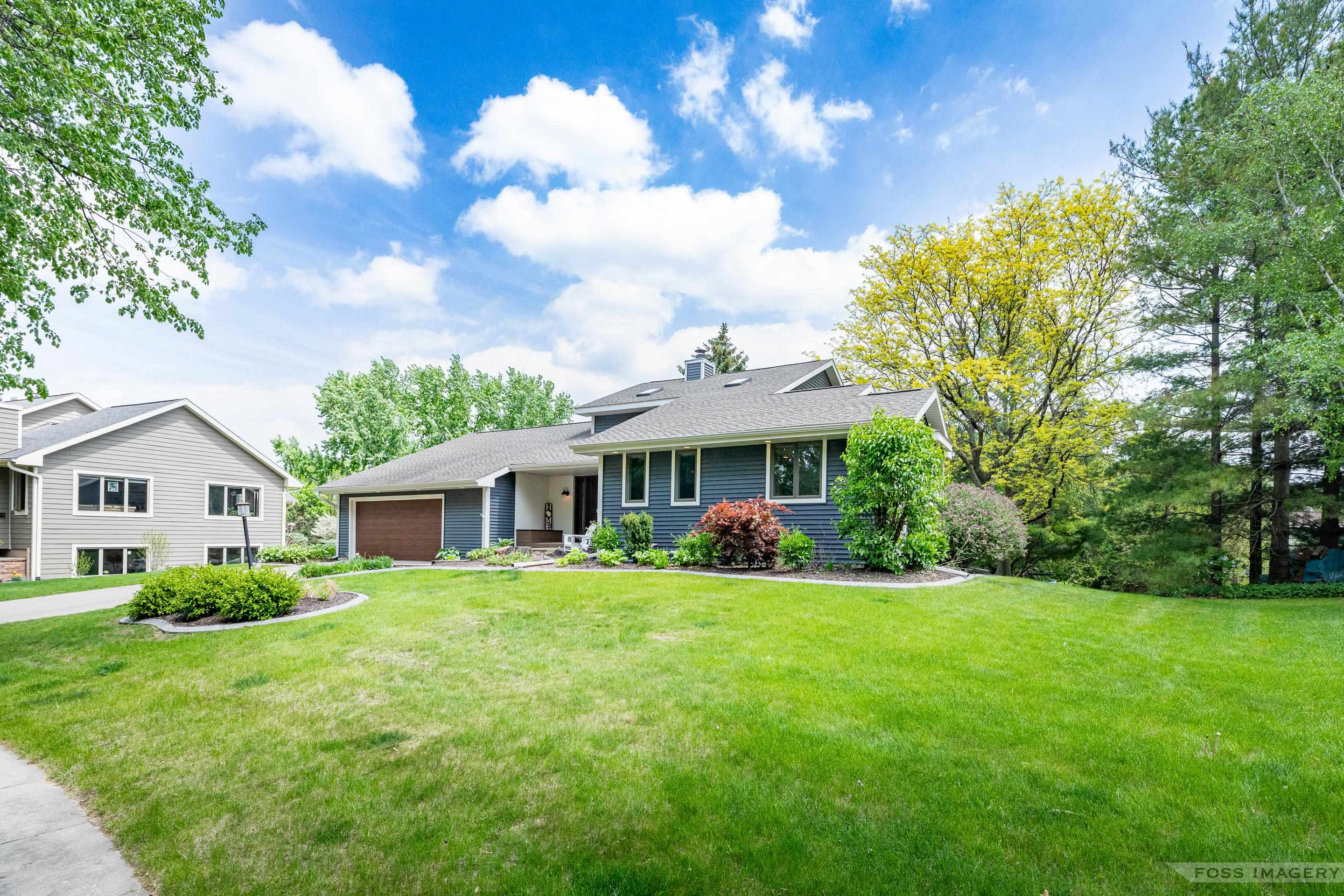 1221 Muirfield Court