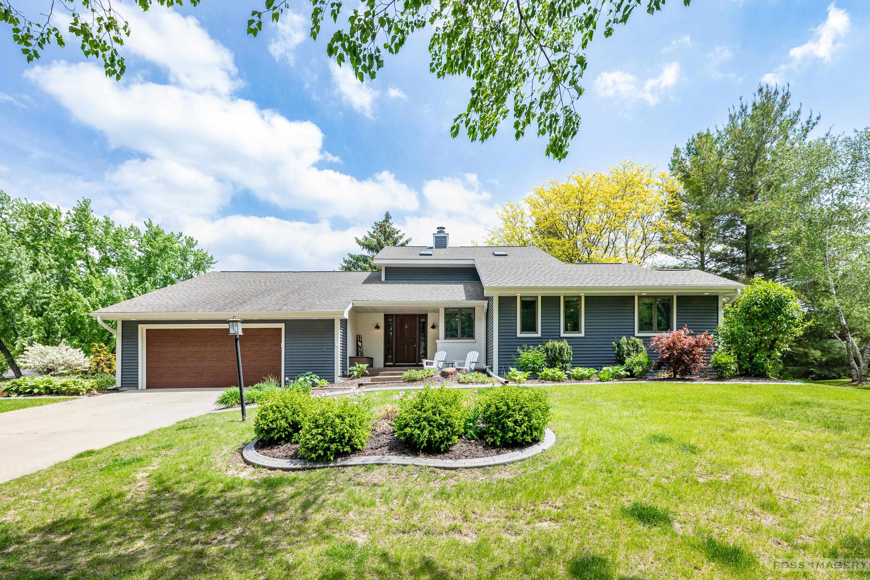 1221 Muirfield Court