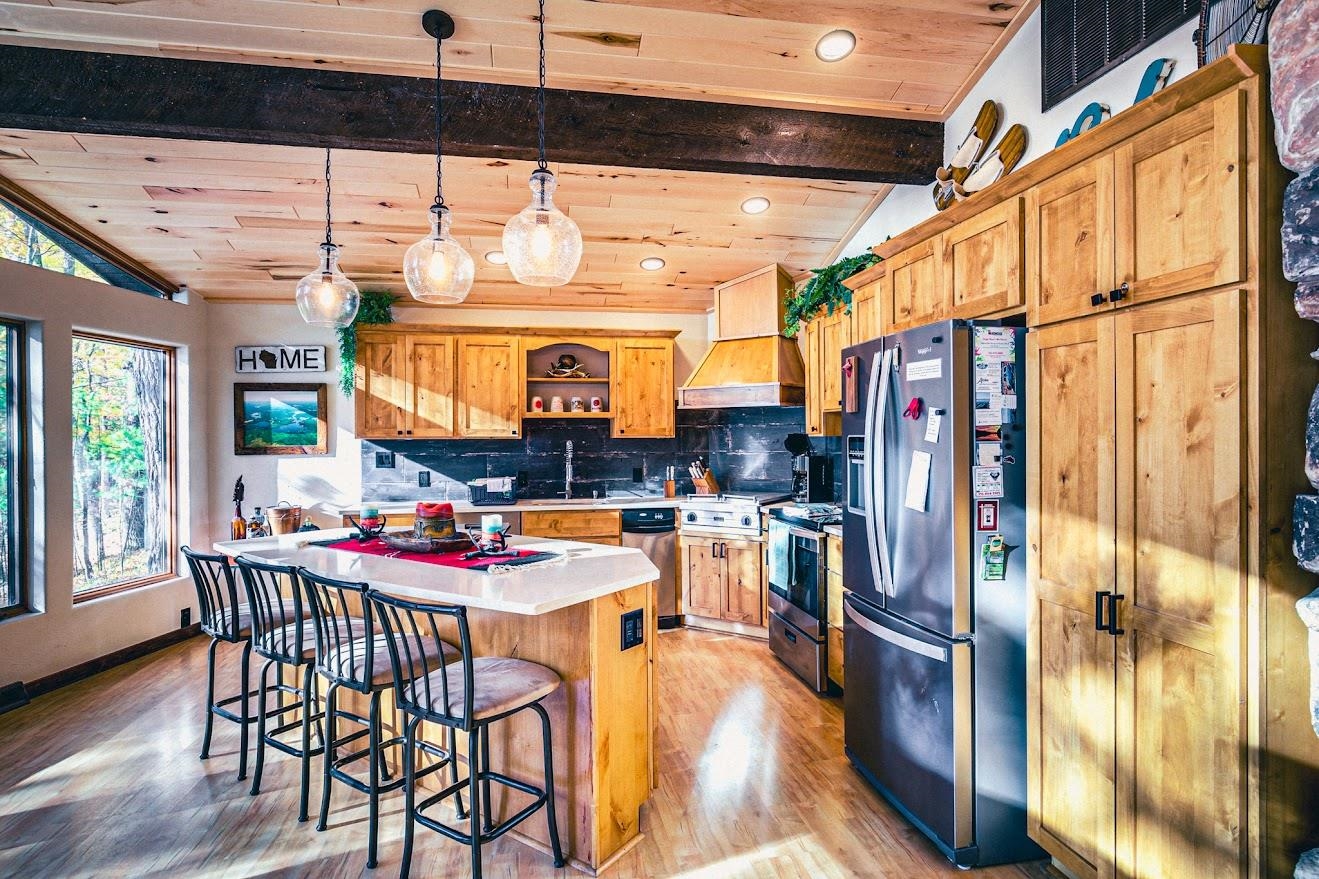 12711 Wind Point Road