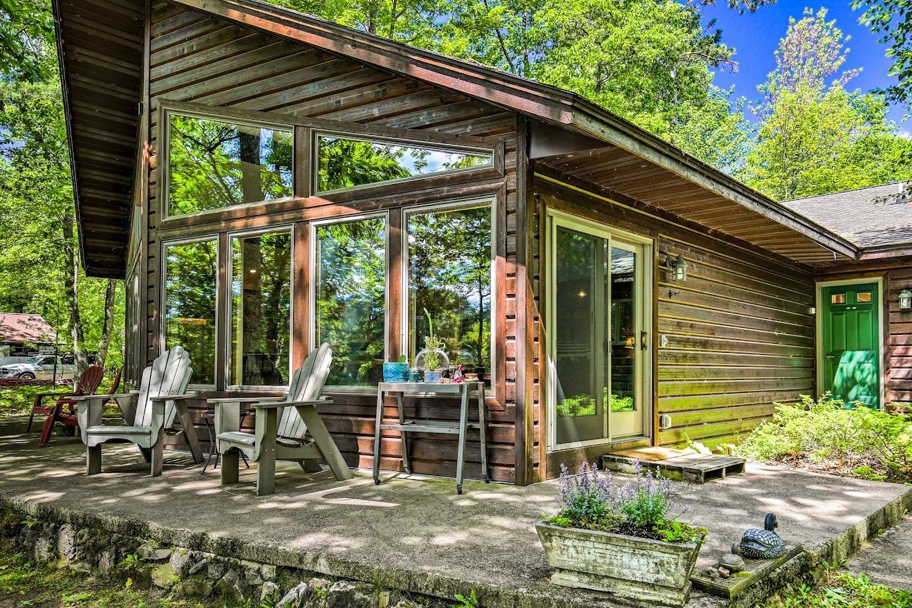 12711 Wind Point Road