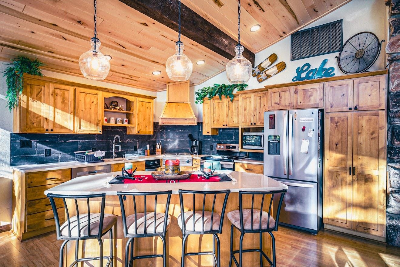 12711 Wind Point Road