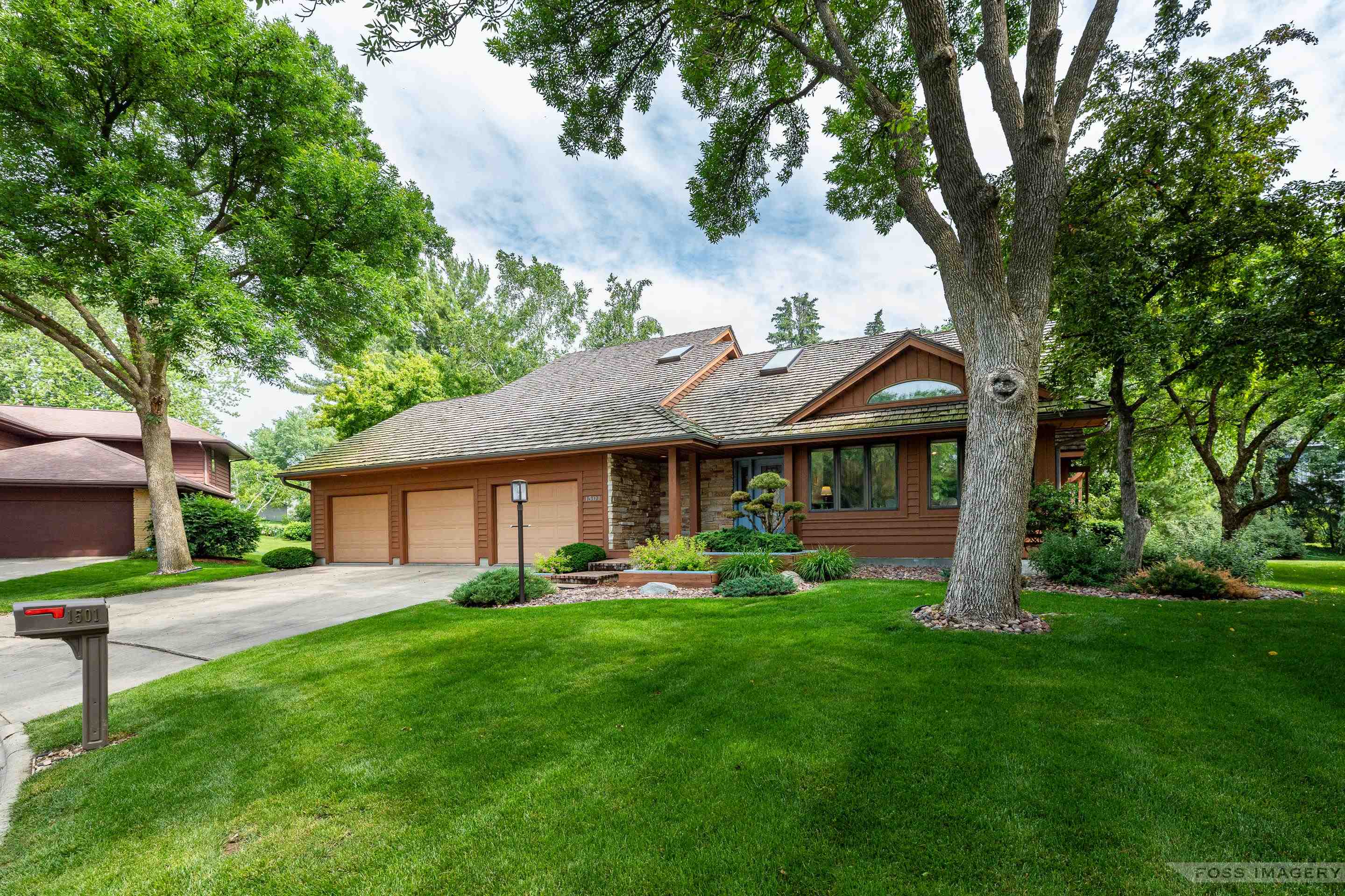 1501 Camberwell Court