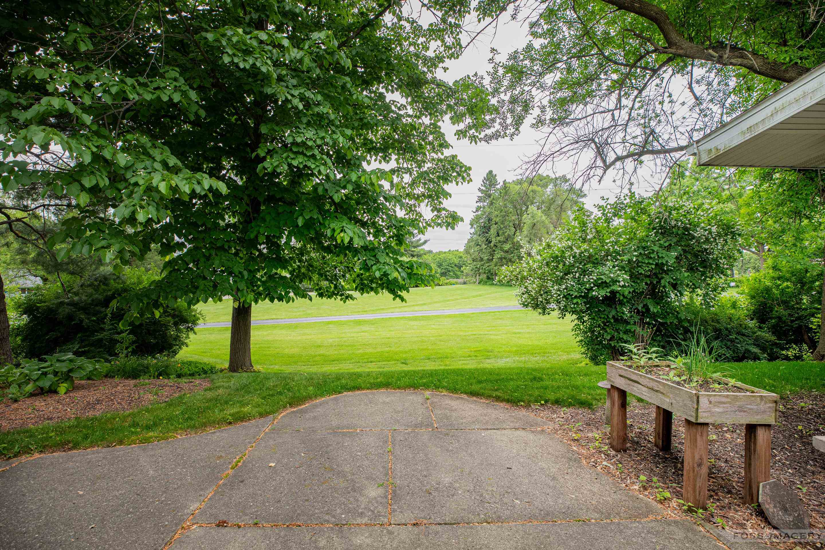 1813 Countryside Drive